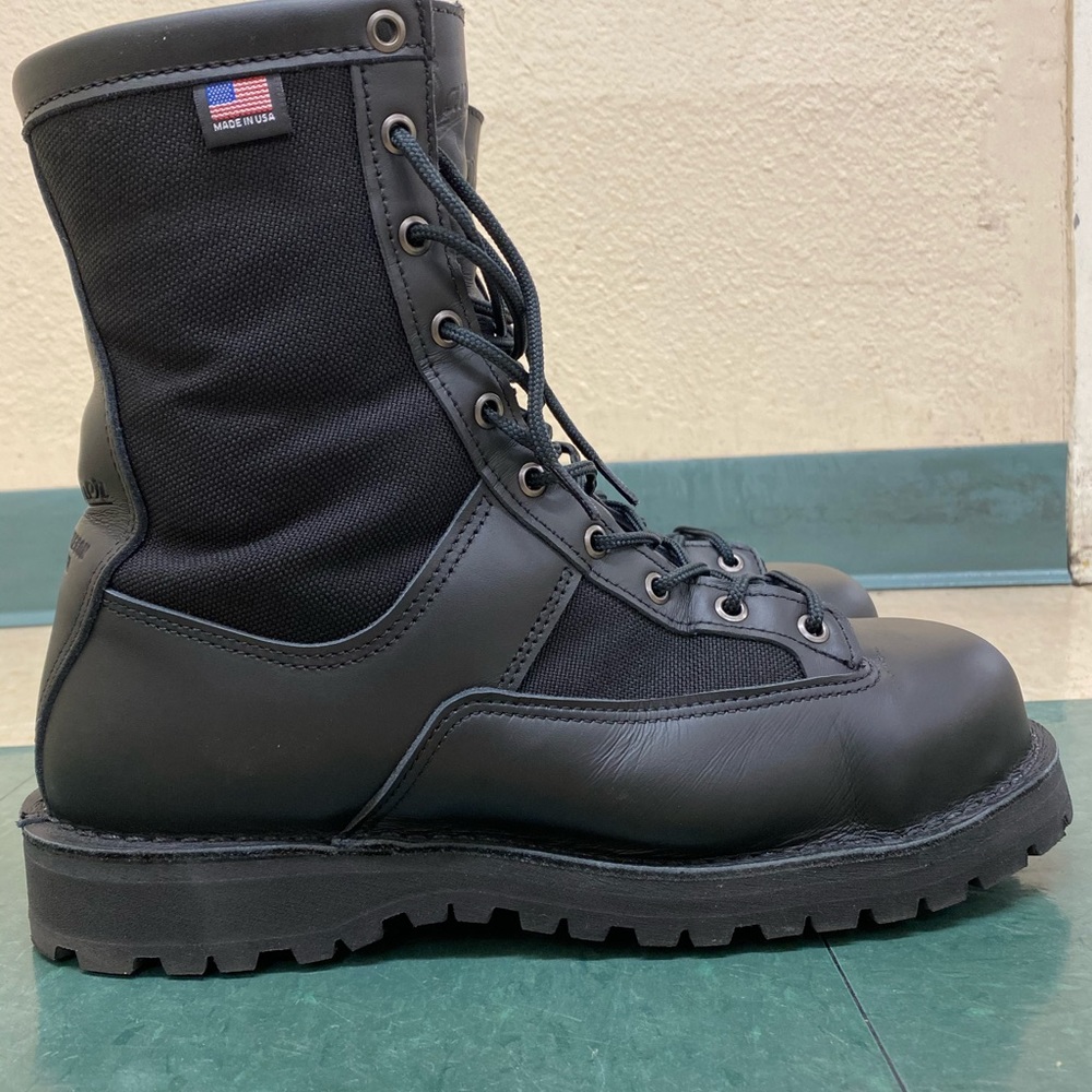 Danner Acadia 8” Black NMT composite toe